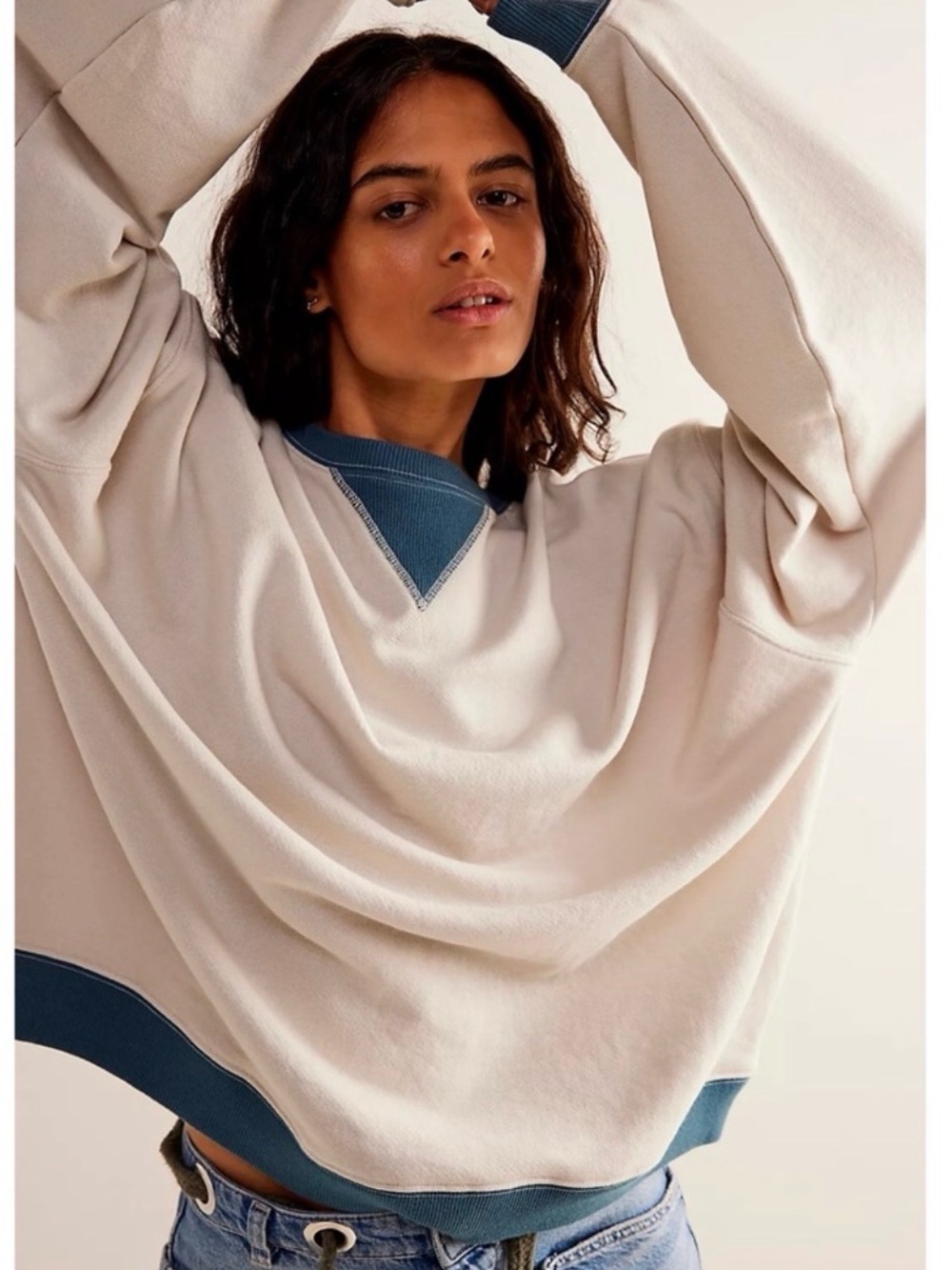 We The Free Classic Colorblock Crew Neck Sweatshirt Pullover Ivory Blue Size XL